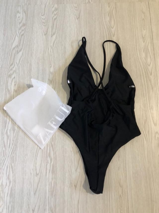 Crisscross Spaghetti Strap Plunge One-Piece Swimwear main image 0