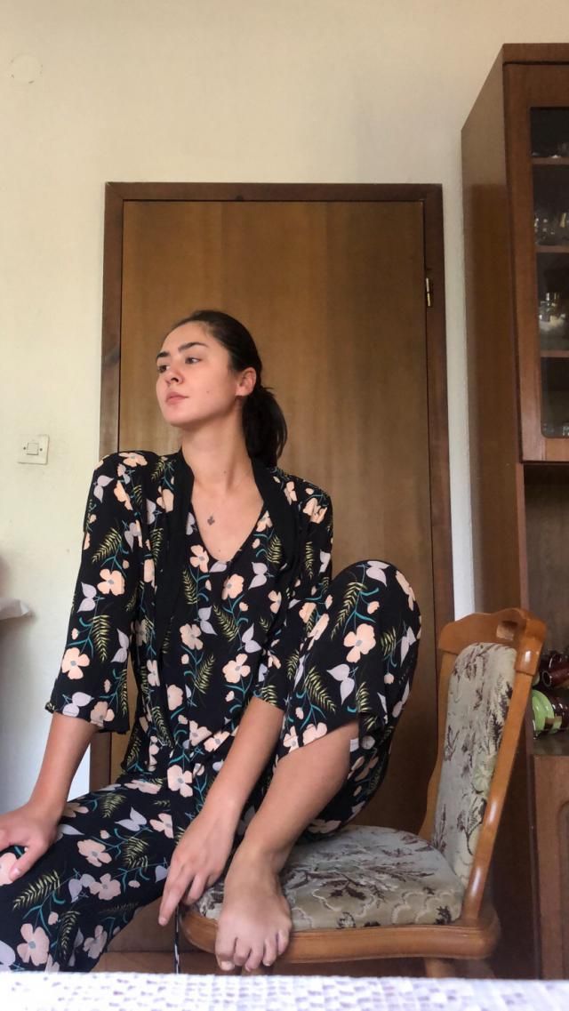   Comfortable and of fantastic material LOVE IT