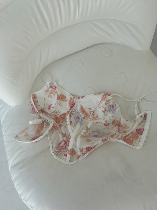   I love how it looks, super cute and high quality. design is so good and i love colors., True to size and fits well, Co…