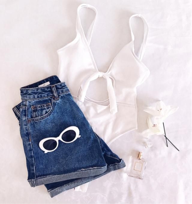 SPLICING HIGH CUT ONE PIECE SWIMSUIT