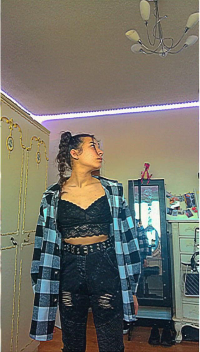    zaful clothes  ⛓🖤   loving 
my fit for the day :)  

     